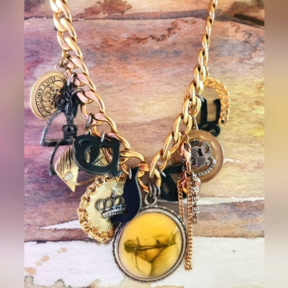 JUICY COUTURE Y2k Western Horseshoe JC Spurs Gold Chunky 16" Chain Toggle EUC LN - Picture 13 of 16